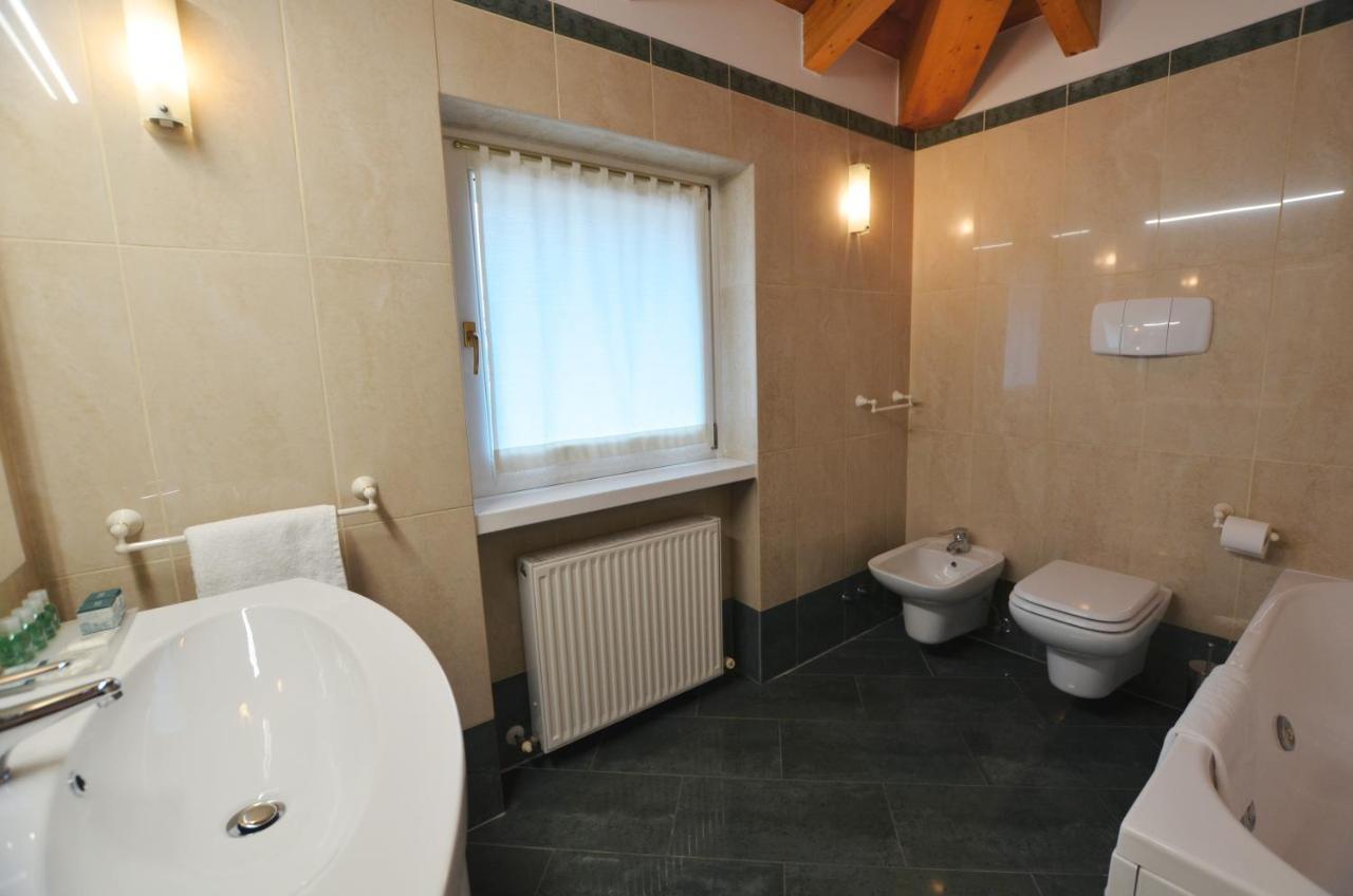 Attic Suite Palme ريفا ديل غاردا المظهر الخارجي الصورة
